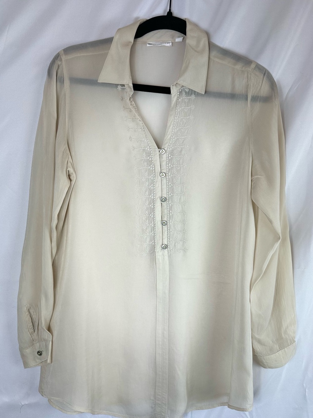 J.Jill Sheer  Ivory Button-Up Blouse with Embroidery in Size Extra Small E48